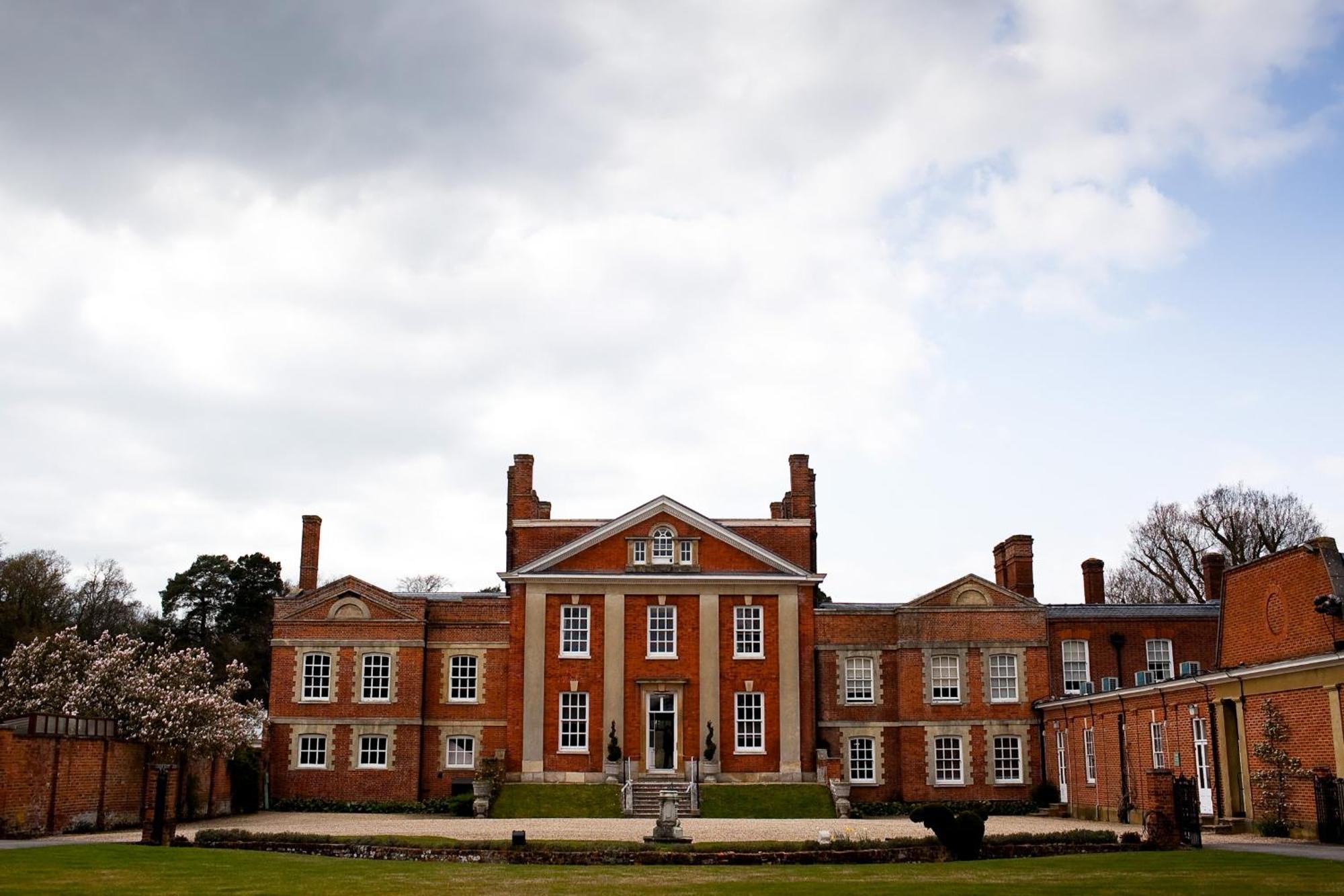 Warbrook House Heritage Hotel Hook  Exterior photo